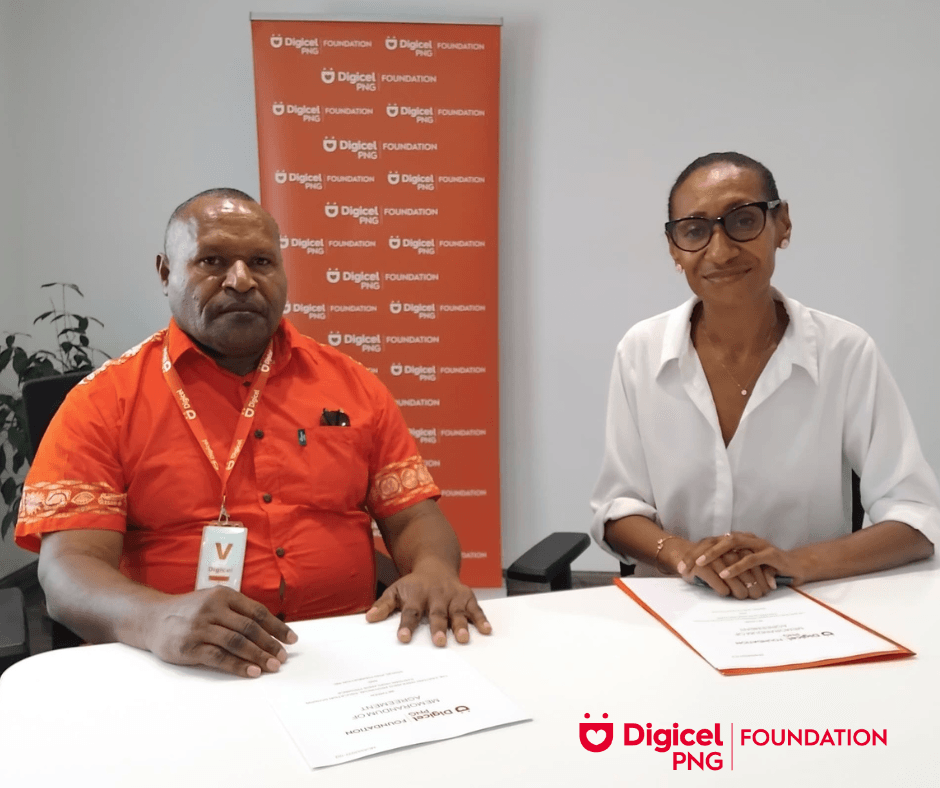 Eastern Highlands Province Educational Advisor Mr. Albert Wesley and Digicel PNG Foundation CEO Ms. Serena Sasingian